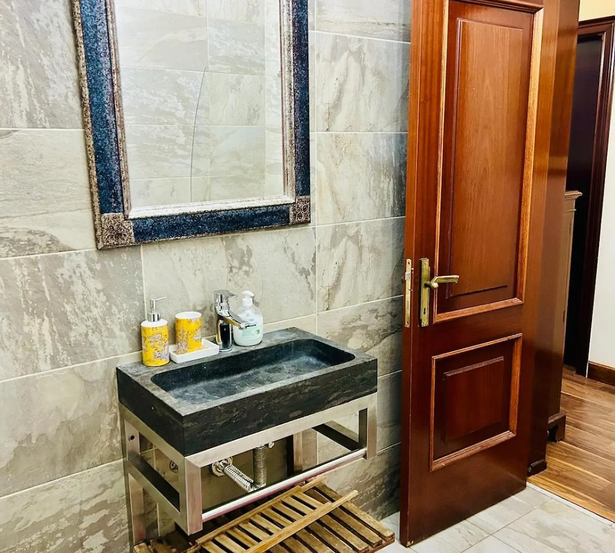 Homestay Meridian Spacious Apartments Wlk To St Julian'S And Sliema Seafront, Balluta Bay Gzira Malta